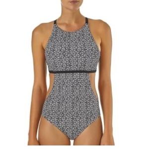 Brand new Patagonia women’s Nireta 1pc swimsuit
